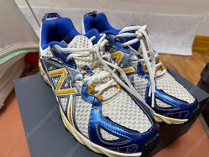 뉴발란스 ML610 예스아이씨 아틀란틱 블루 바시티 골드 265--0